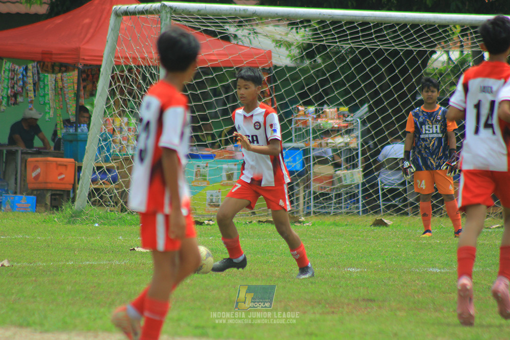 ijl u13 151125 isa marzuki bandriawan vs fff academy jakarta