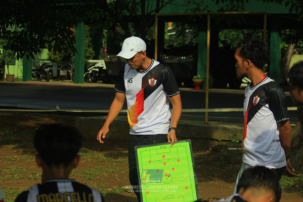 ijl u13 151125 newland fa vs generasi harry saputra 21