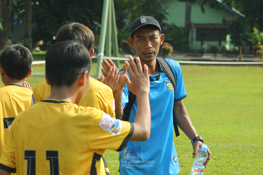 ijl u13 151125 newland fa vs generasi harry saputra 21