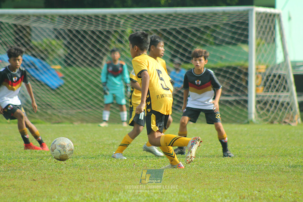 ijl u13 151125 newland fa vs generasi harry saputra 21