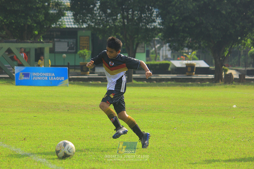 ijl u13 151125 newland fa vs generasi harry saputra 21
