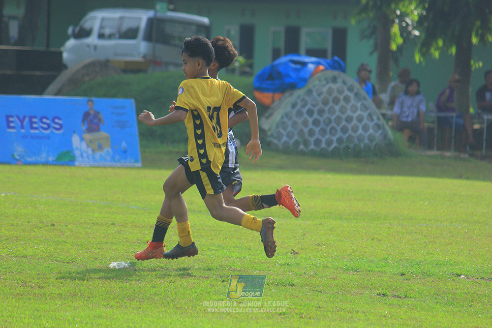 ijl u13 151125 newland fa vs generasi harry saputra 21