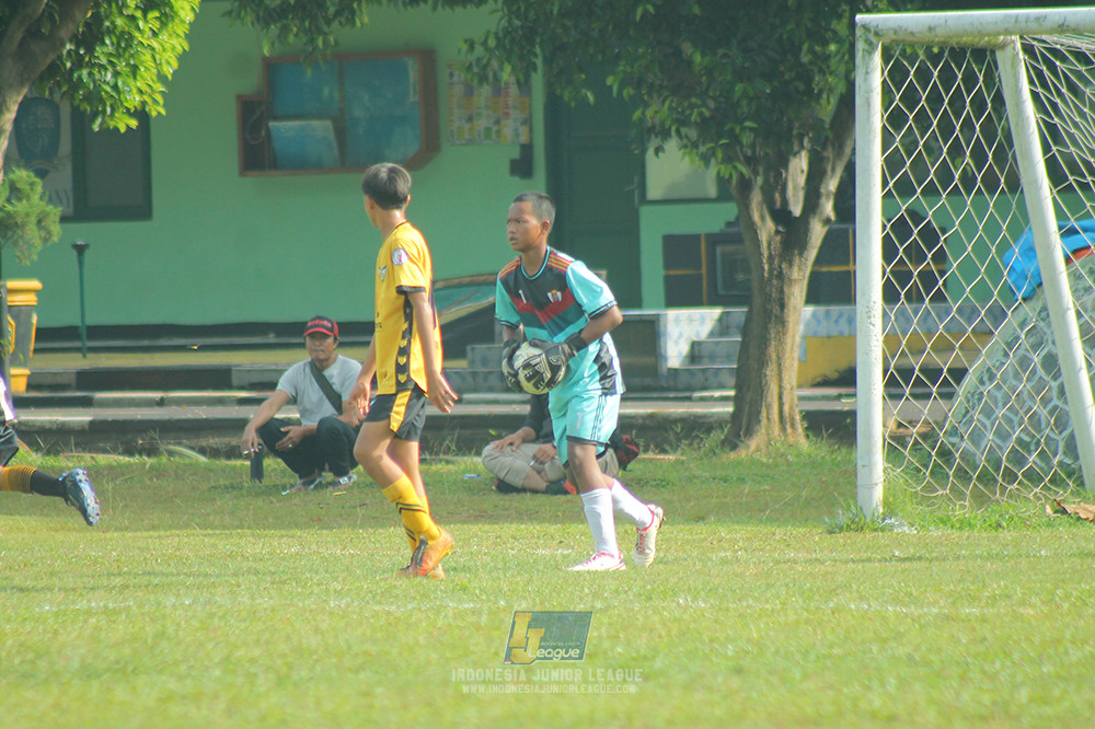 ijl u13 151125 newland fa vs generasi harry saputra 21