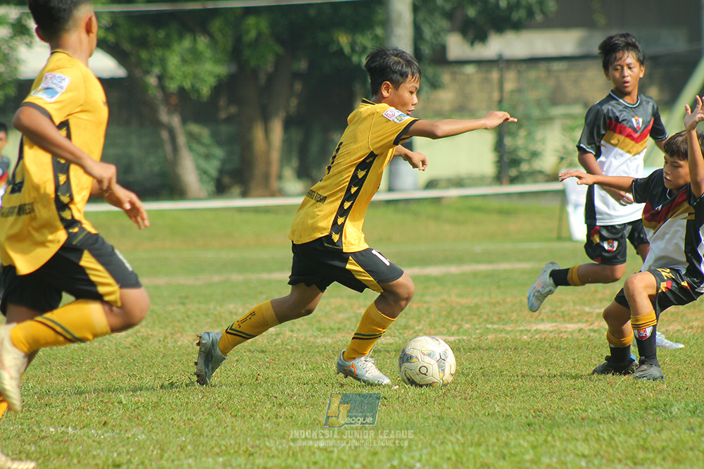 ijl u13 151125 newland fa vs generasi harry saputra 21