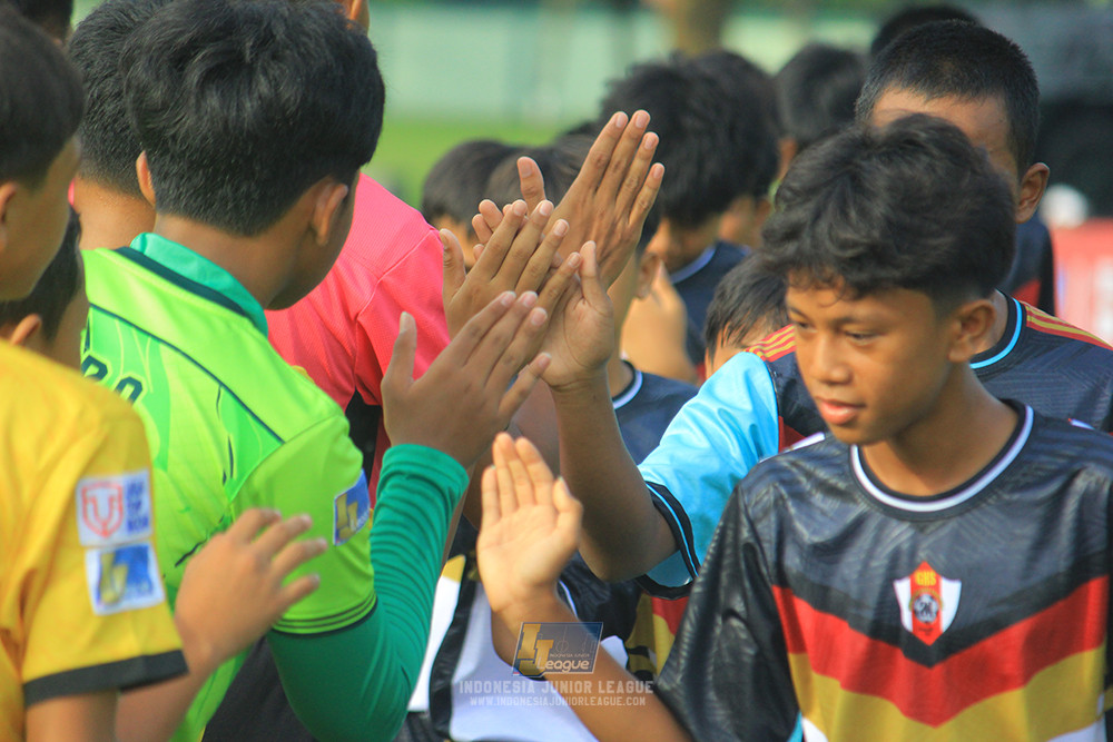 ijl u13 151125 newland fa vs generasi harry saputra 21
