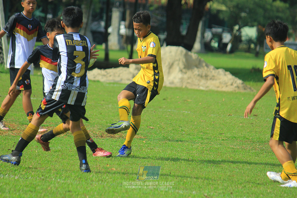 ijl u13 151125 newland fa vs generasi harry saputra 21