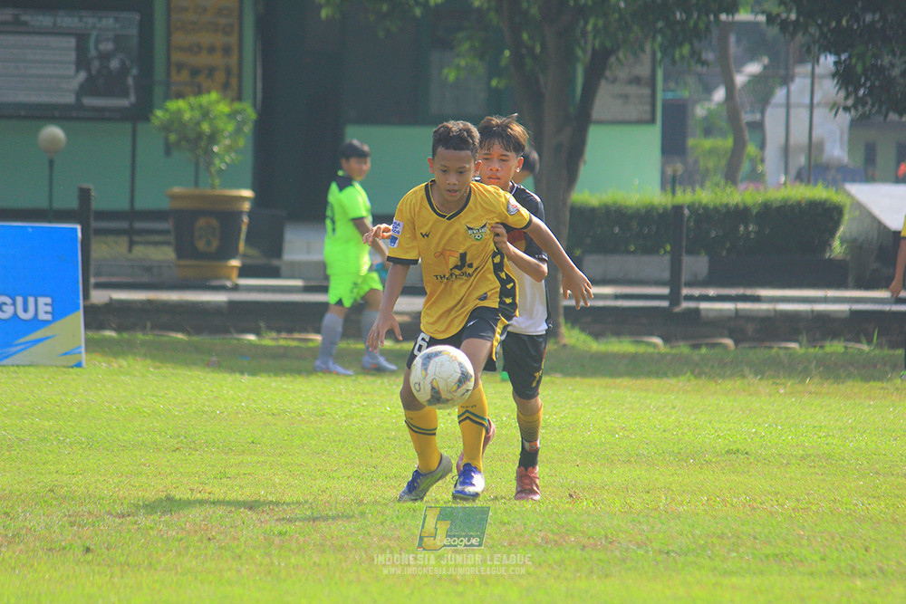 ijl u13 151125 newland fa vs generasi harry saputra 21