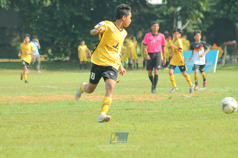ijl u13 151125 newland fa vs generasi harry saputra 21