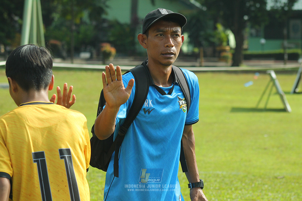 ijl u13 151125 newland fa vs generasi harry saputra 21