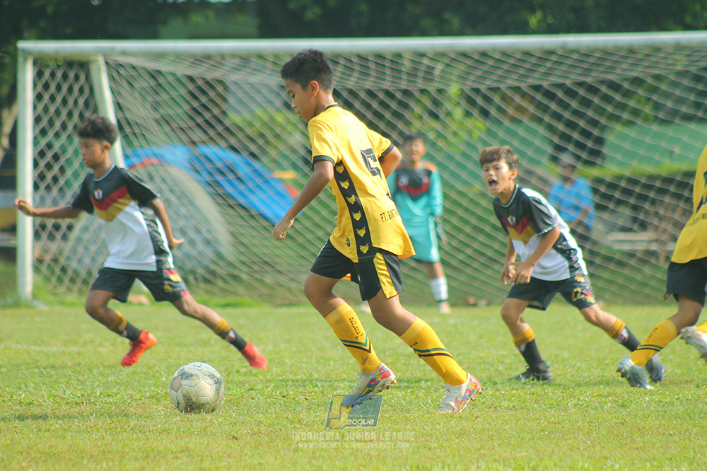 ijl u13 151125 newland fa vs generasi harry saputra 21