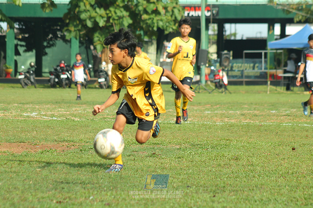ijl u13 151125 newland fa vs generasi harry saputra 21