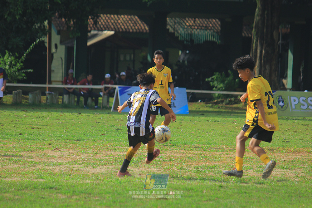 ijl u13 151125 newland fa vs generasi harry saputra 21
