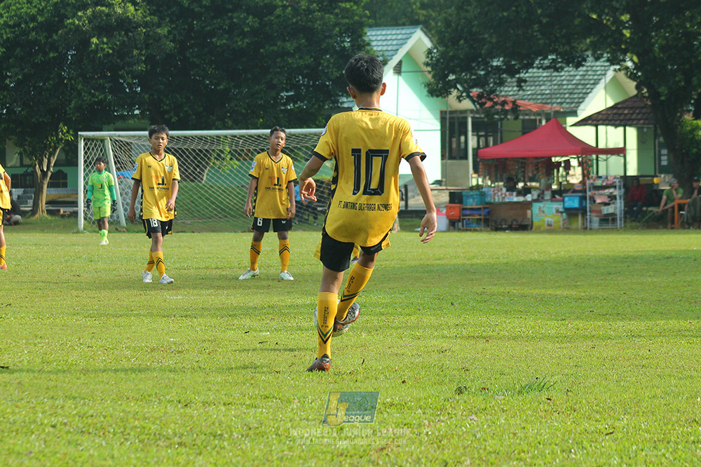 ijl u13 151125 newland fa vs generasi harry saputra 21