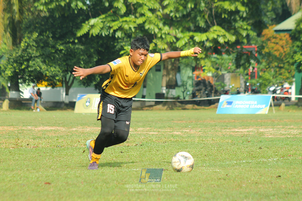 ijl u13 151125 newland fa vs generasi harry saputra 21