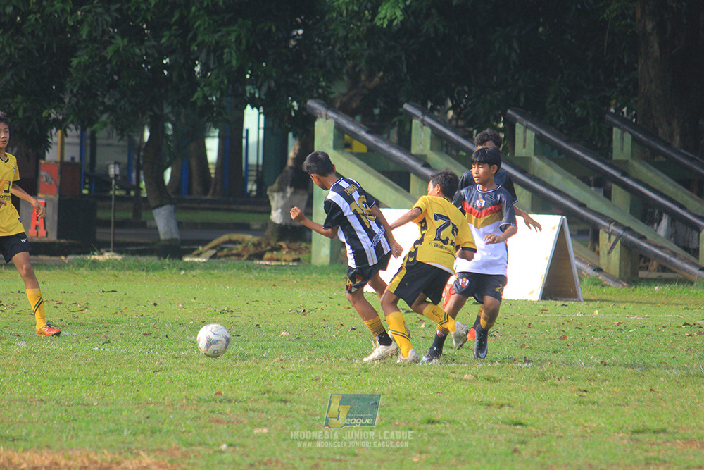 ijl u13 151125 newland fa vs generasi harry saputra 21