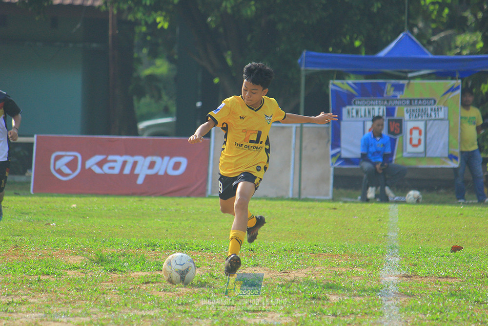 ijl u13 151125 newland fa vs generasi harry saputra 21