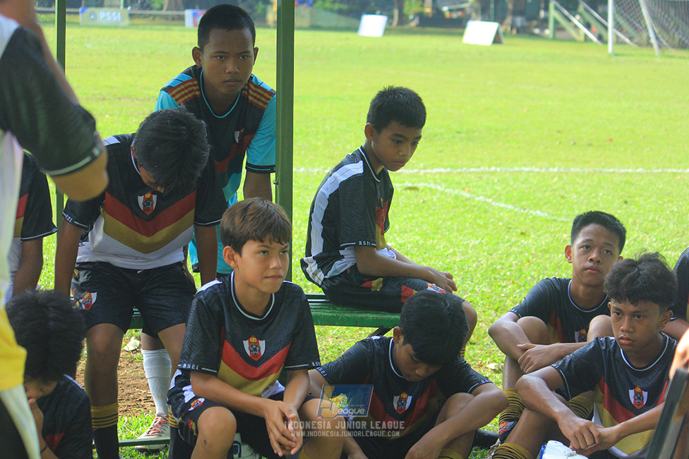 ijl u13 151125 newland fa vs generasi harry saputra 21