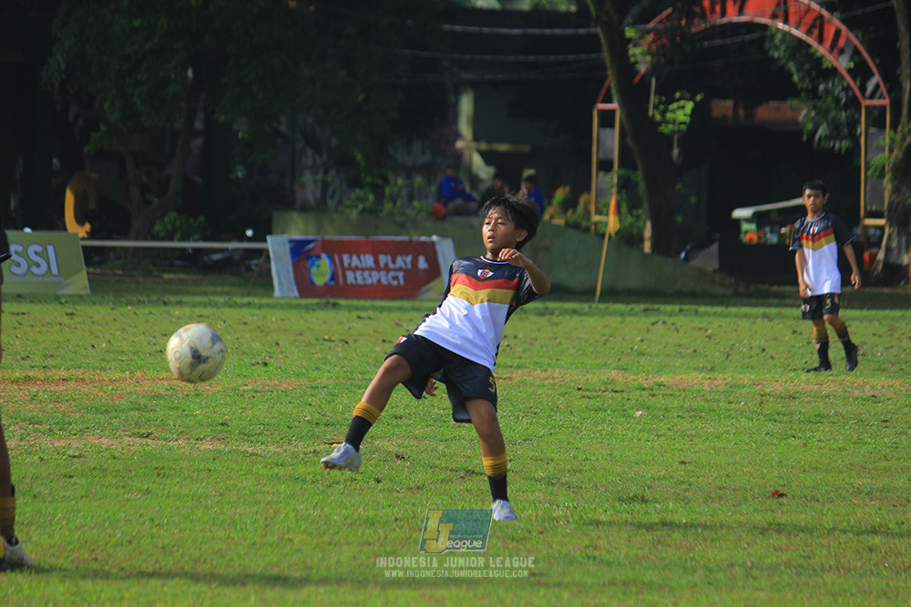 ijl u13 151125 newland fa vs generasi harry saputra 21