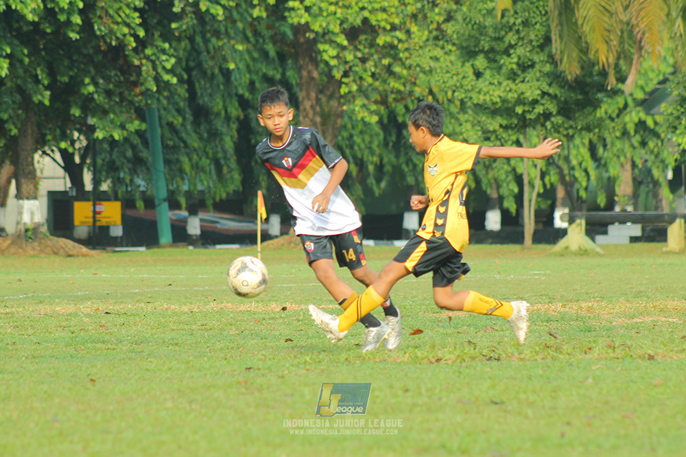 ijl u13 151125 newland fa vs generasi harry saputra 21