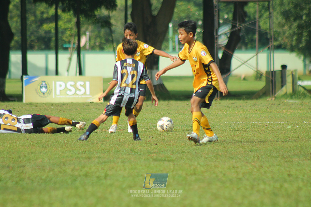 ijl u13 151125 newland fa vs generasi harry saputra 21