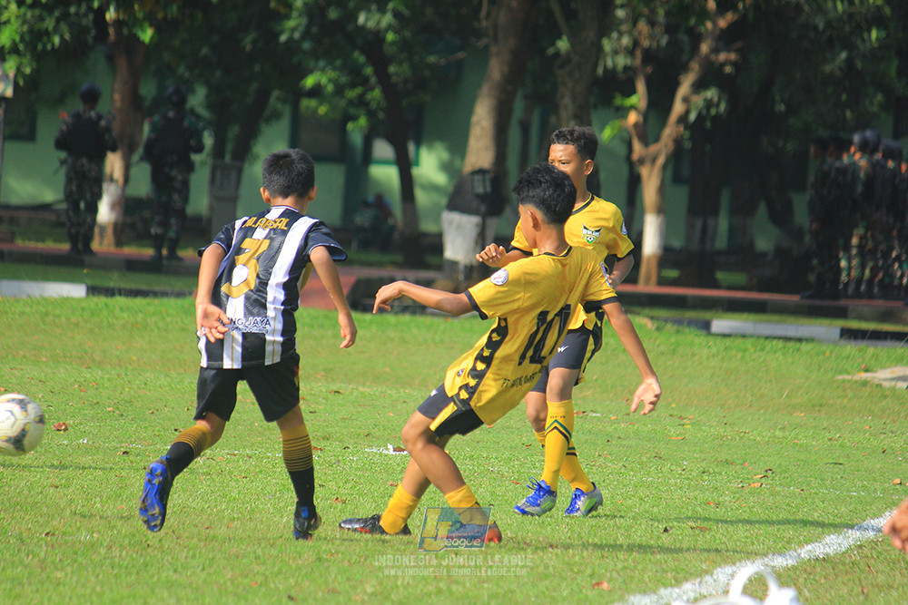 ijl u13 151125 newland fa vs generasi harry saputra 21