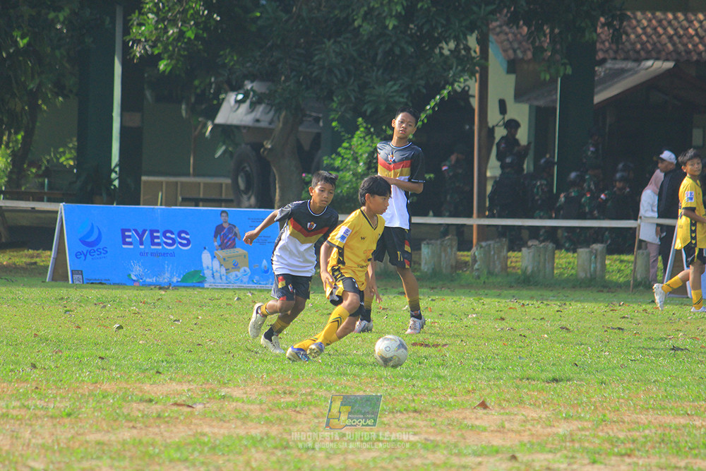 ijl u13 151125 newland fa vs generasi harry saputra 21