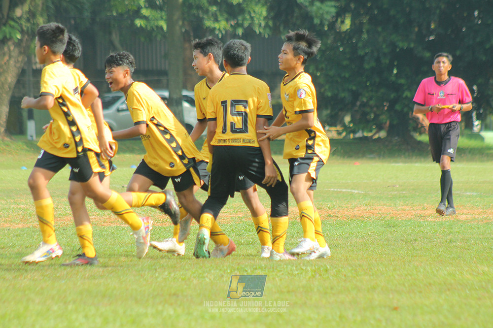 ijl u13 151125 newland fa vs generasi harry saputra 21