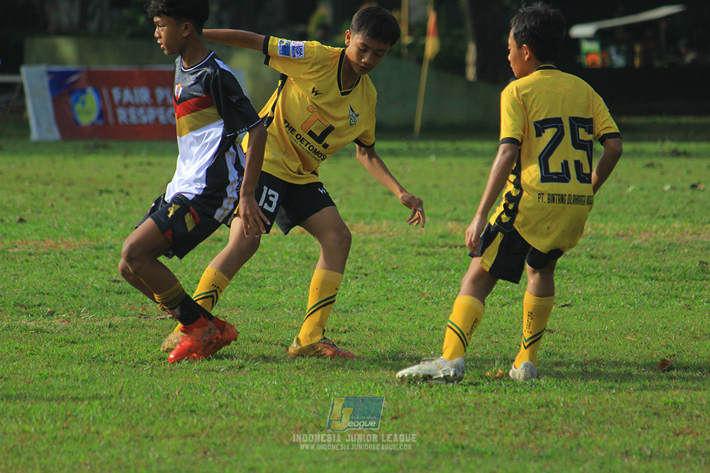 ijl u13 151125 newland fa vs generasi harry saputra 21