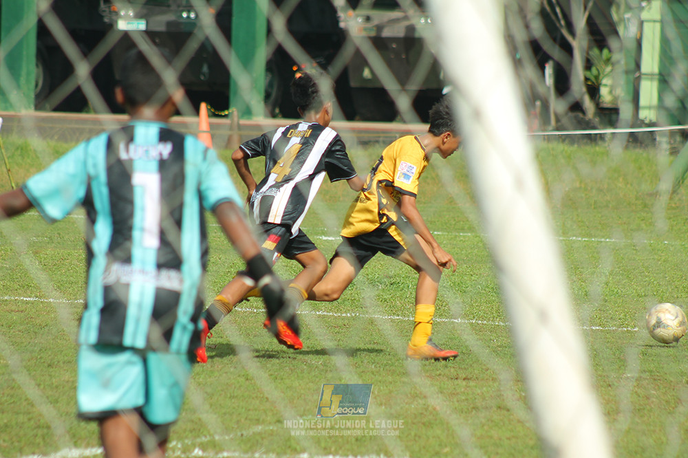ijl u13 151125 newland fa vs generasi harry saputra 21
