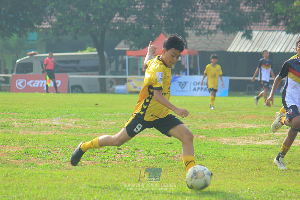 ijl u13 151125 newland fa vs generasi harry saputra 21
