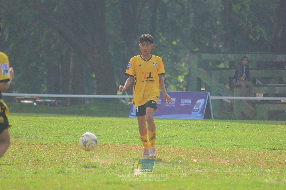 ijl u13 151125 newland fa vs generasi harry saputra 21