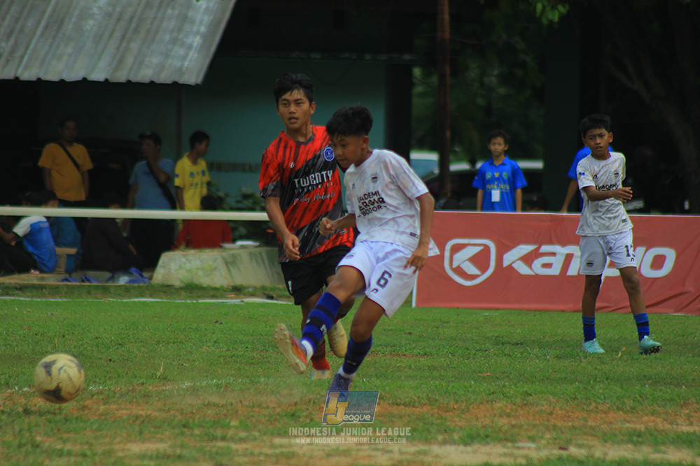ijl u13 151125 sparta 1979 vs akademi persib bogor