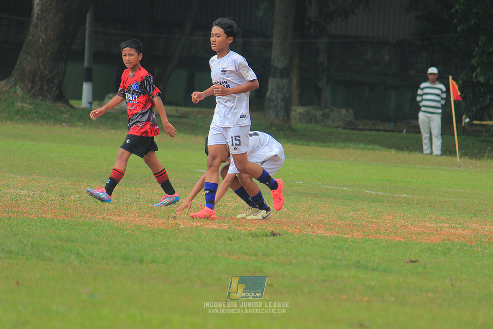 ijl u13 151125 sparta 1979 vs akademi persib bogor