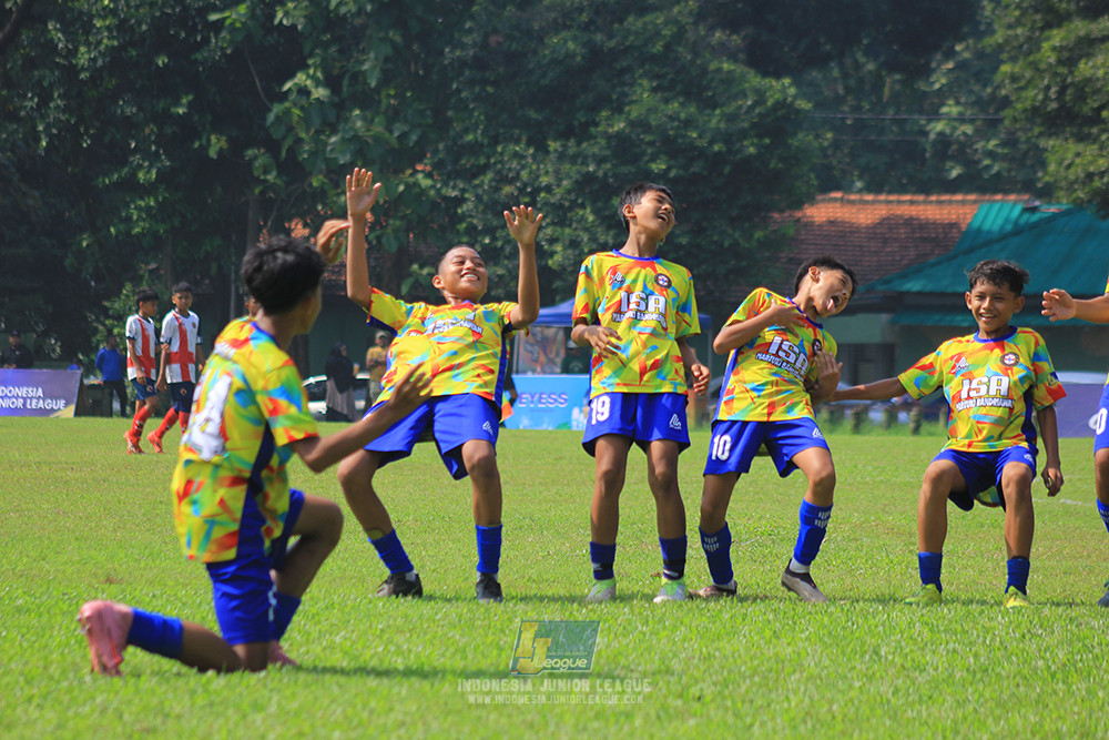 ijl u13 190725 binna banua fc blue vs isa marzuki badriawan