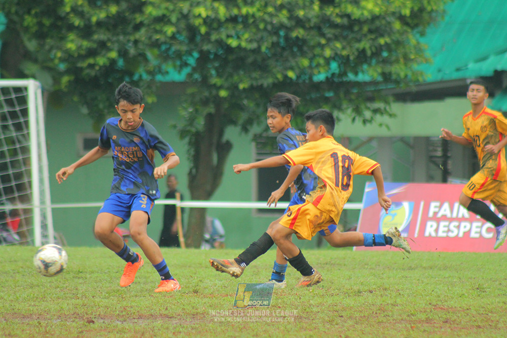ijl u13 200925 bintang garuda soccer skill vs akademi persib bogor
