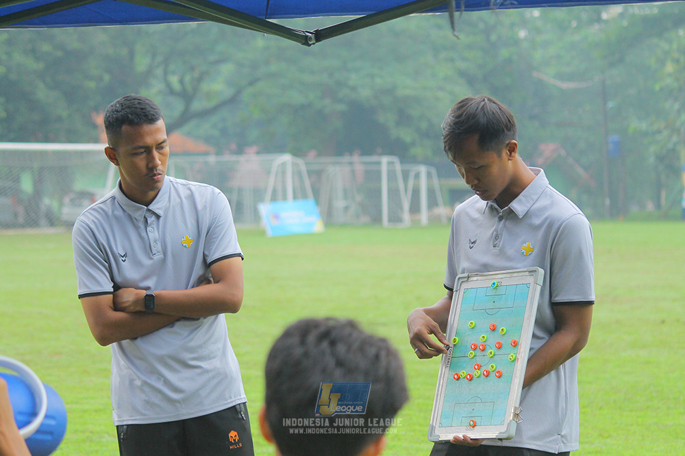 ijl u13 200925 brazillian soccer school lfa vs binna banua fc blue