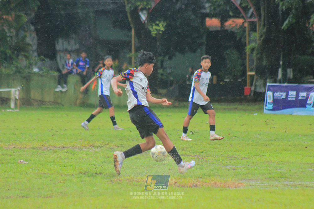 ijl u14 081125 putra muda balaraja vs zapello soccer school