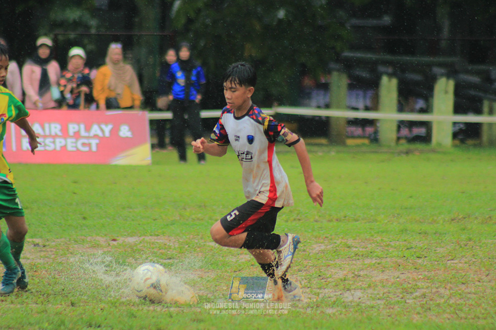 ijl u14 081125 putra muda balaraja vs zapello soccer school