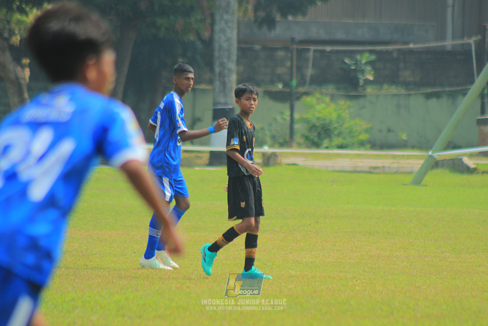 ijl u14 090825 wins soccer school vs metra muda soccer school