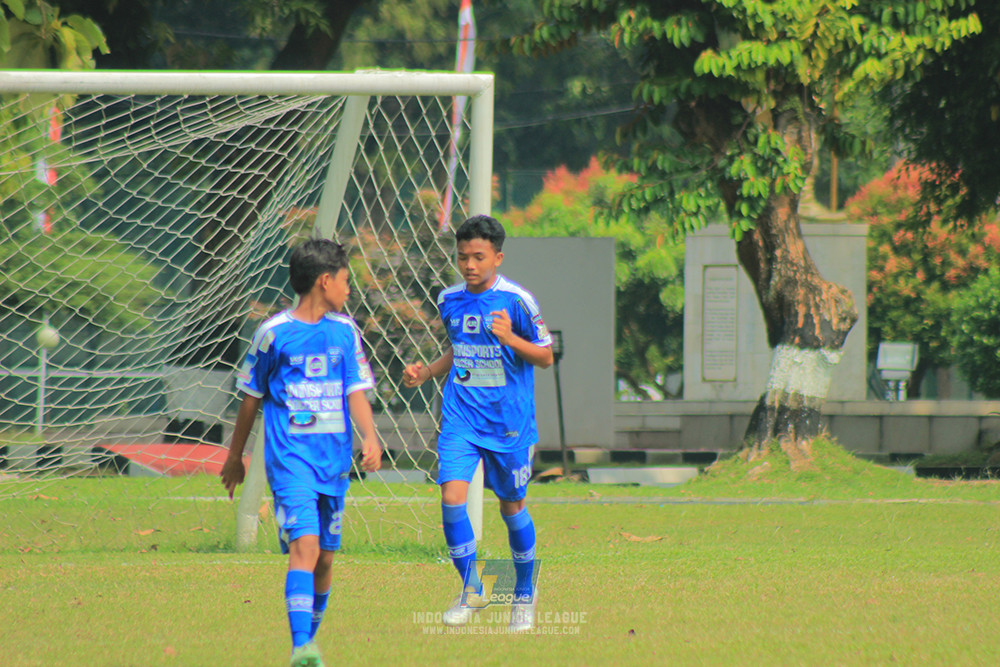 ijl u14 090825 wins soccer school vs metra muda soccer school