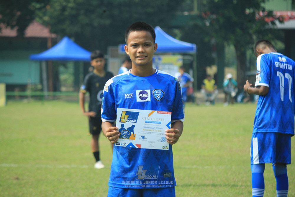 ijl u14 090825 wins soccer school vs metra muda soccer school