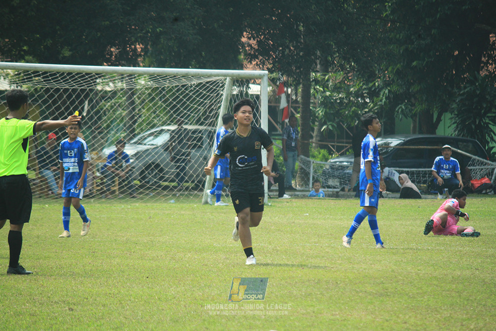ijl u14 090825 wins soccer school vs metra muda soccer school