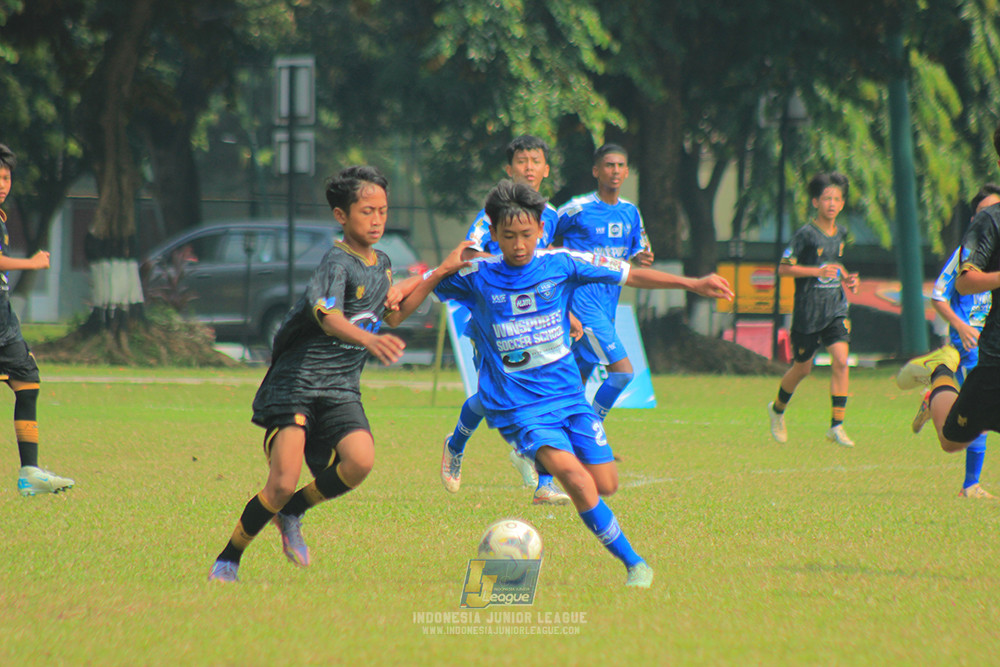 ijl u14 090825 wins soccer school vs metra muda soccer school