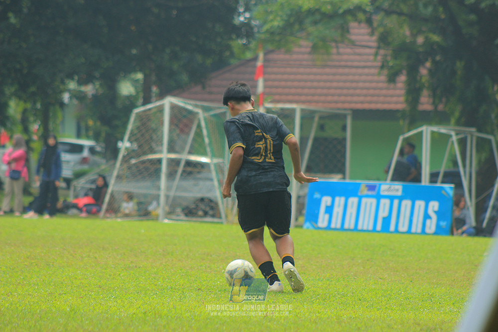 ijl u14 090825 wins soccer school vs metra muda soccer school