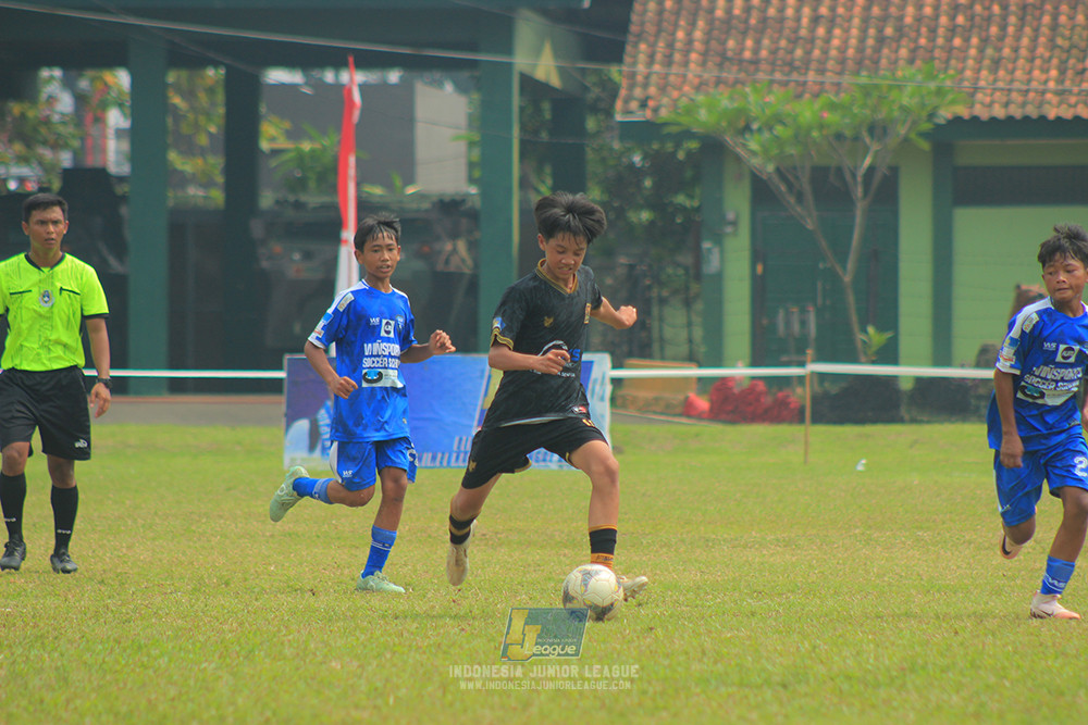 ijl u14 090825 wins soccer school vs metra muda soccer school