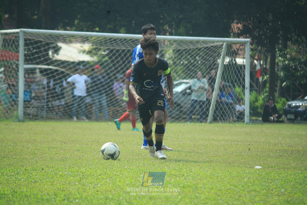 ijl u14 090825 wins soccer school vs metra muda soccer school