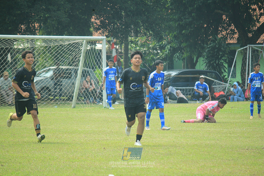 ijl u14 090825 wins soccer school vs metra muda soccer school