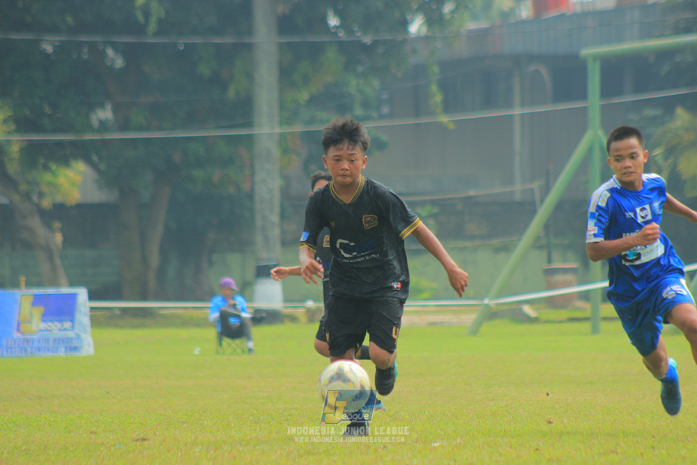 ijl u14 090825 wins soccer school vs metra muda soccer school
