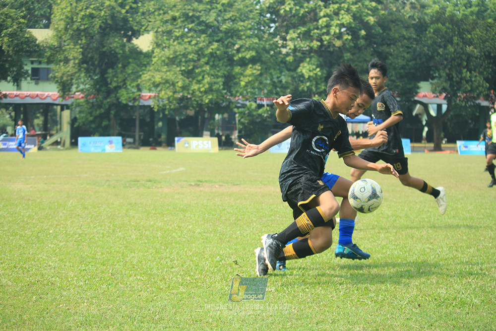 ijl u14 090825 wins soccer school vs metra muda soccer school