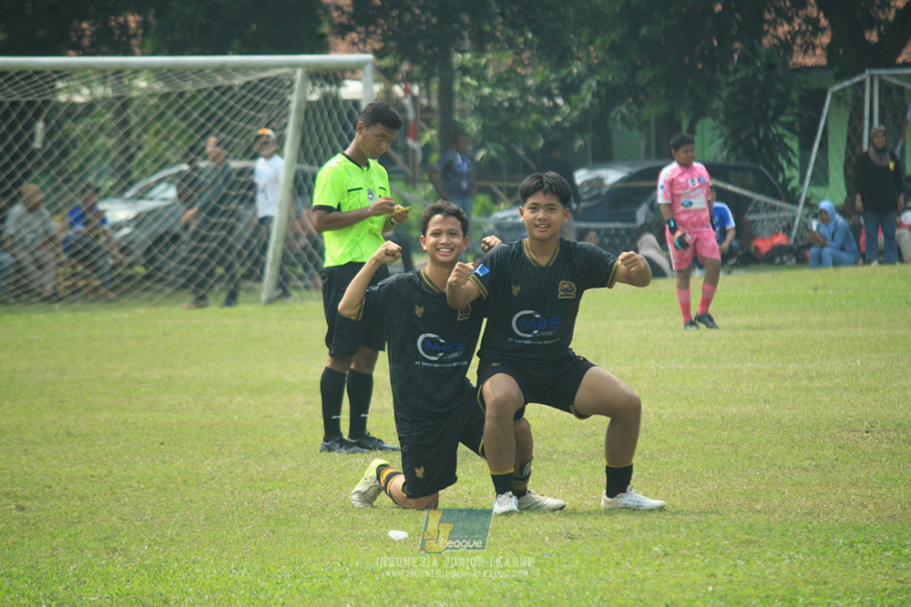 ijl u14 090825 wins soccer school vs metra muda soccer school